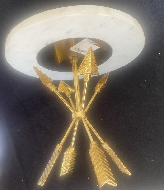 VINTAGE GOLDEN ARROW LEGGED WHITE MARBLE 9” ROUND CAKE STAND Nordstrom gallery