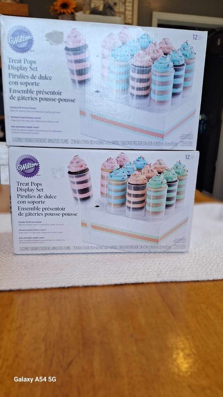 {2} Wilton treat Pops Display Set 12 Assembled Containers w/ Fill-N-Serve :24 gallery