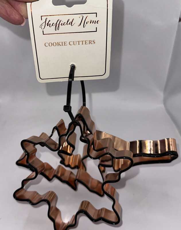 NEW SHEFFIELD HOME COOKIE CUTTERS SET OF 3 CHRISTMAS THEME
