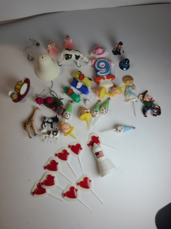 Vintage Cake Topper Lot A5
