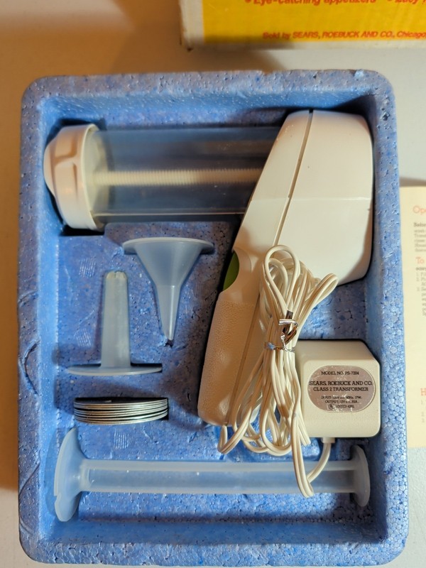 VTG Sears Fun Gun Electric Cookie Press 82505 Complete Box Manual 9 Disks WORKS gallery