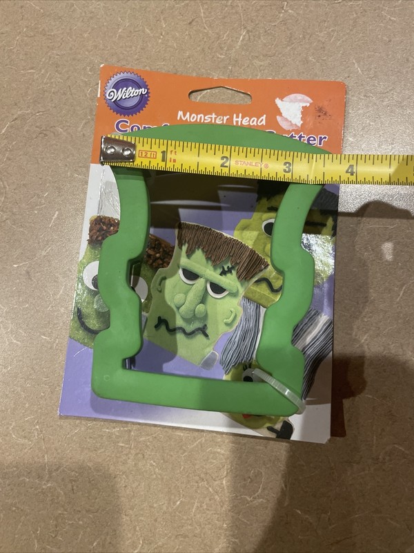 Wilton Frankenstein Monster Head Comfort Grip Cookie Cutter Large Halloween New gallery