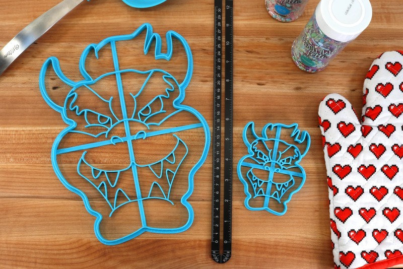 XL 12 Inch Bowser Cookie Cutter – Super Mario Bros Large Cookies