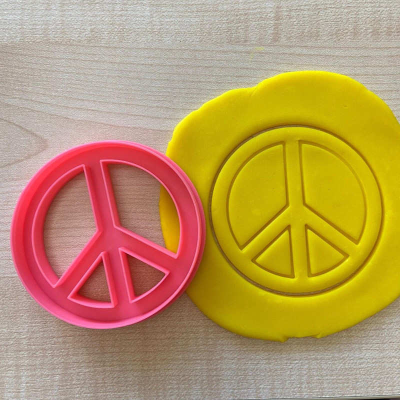 Peace Sign Cookie Cutter, World Peace Symbol Biscuit Fondant Icing Dough Cake