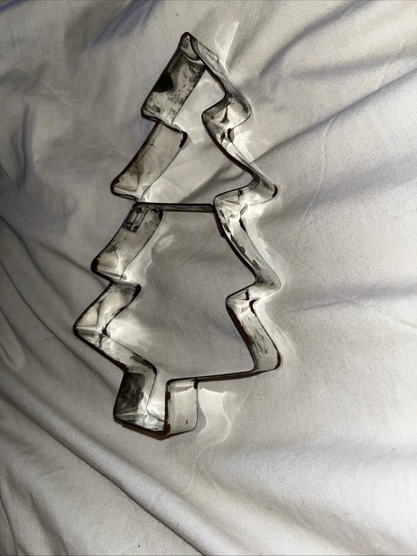 VTG 1984 Fox Run Metal TREE Cookie Cutter Holiday Large 7.5 Inches Christmas USA gallery