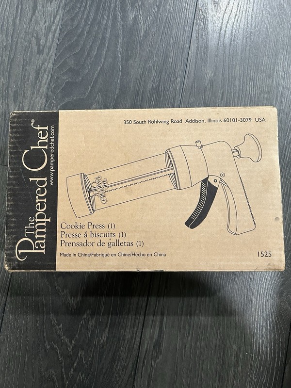 Pampered Chef Cookie Press #1525 In Original Box 16 Different Disc Patterns gallery