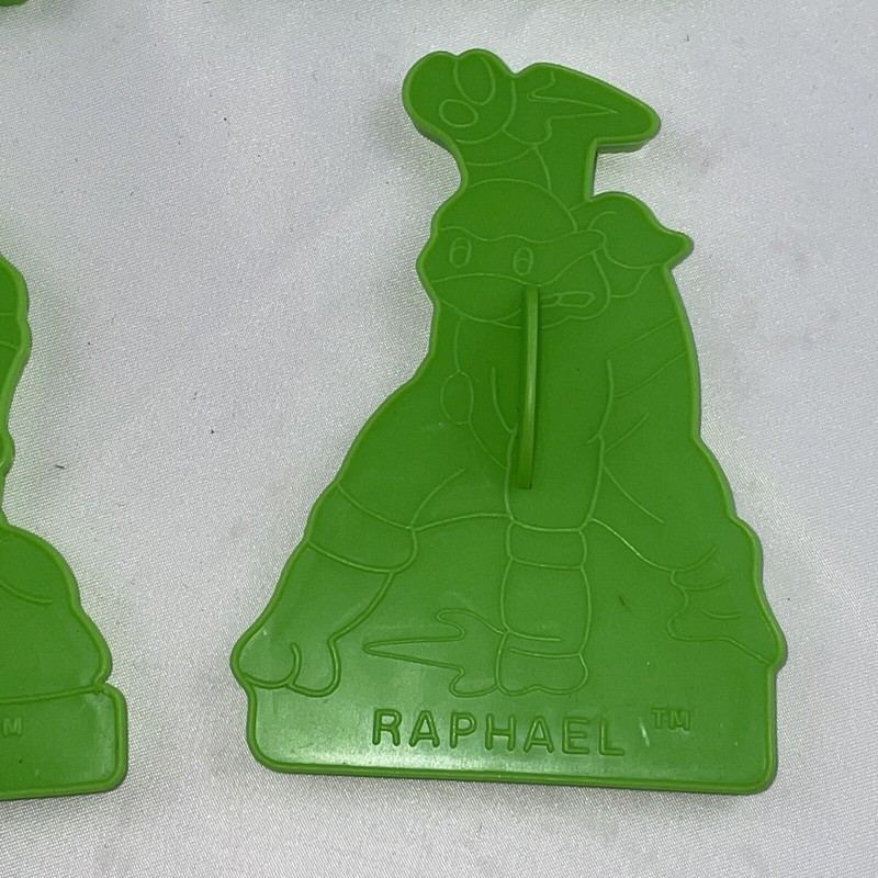 Teenage Mutant Ninja Turtles TMNT Cookie Cutters Wilton 1990 Vintage Set of 4 gallery