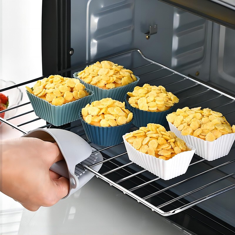 12pk Reusable Silicone Cupcake Liners 3 Shapes, BPA Free, Dishwasher Safe. gallery