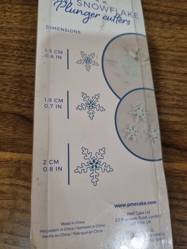Mini Set Of 3 Snowflake Plunger Cutter Standard White gallery