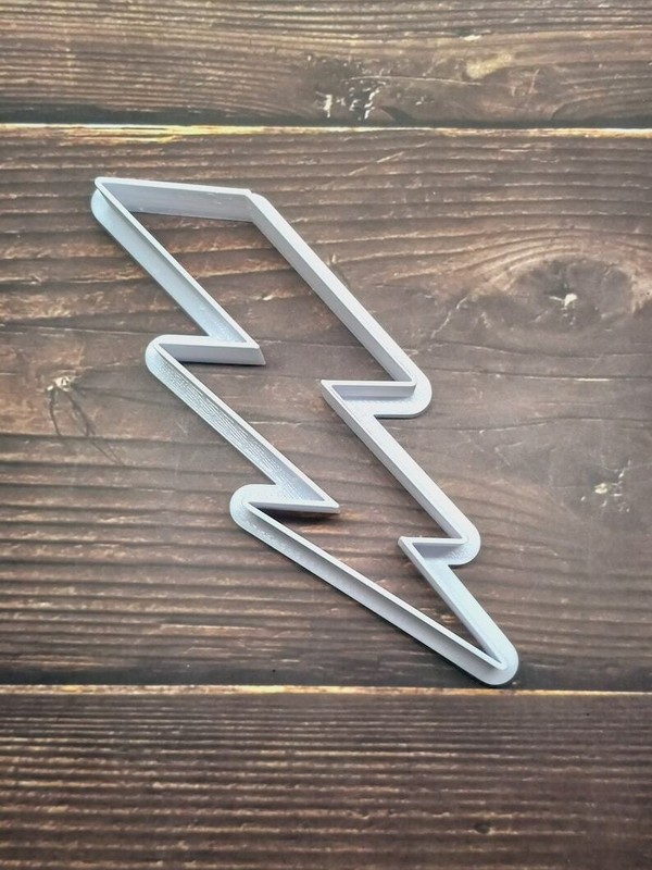 Lightning Bolt Cookie Cutter - 3D Printed Food Safe PLA Plastic gallery