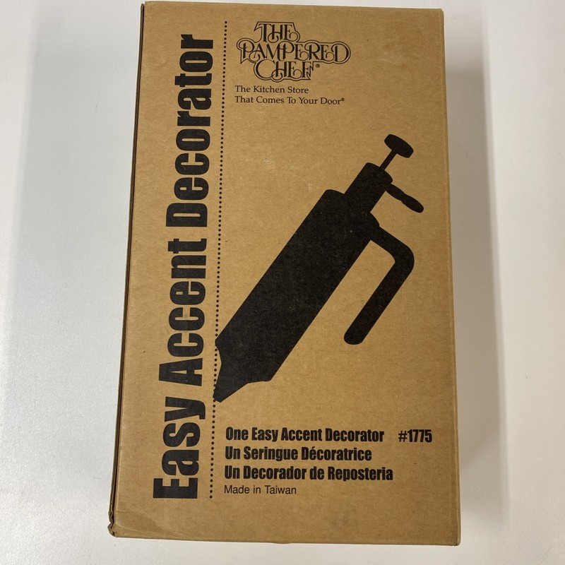 Pampered Chef Easy Accent Decorator Tool #1775 w/ 6 Decorating Tips New In Box gallery