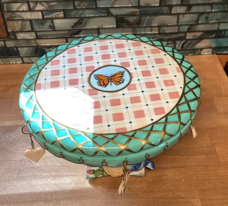Elaine Voghelle - Silvestri Decorative Cake Stand Plate 10” Butterfly / Spring gallery