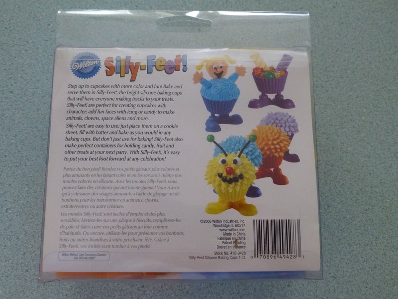 Wilton Silly-Feet Silicone Baking Cup Molds Cupcake Nut & Favor Cups Set of 4 gallery