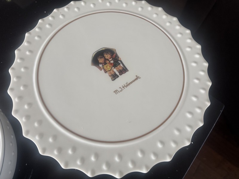 Goebel Porcelain Cake Plate Pedestal Stand & serving bowl Hummel Stormy Weather gallery