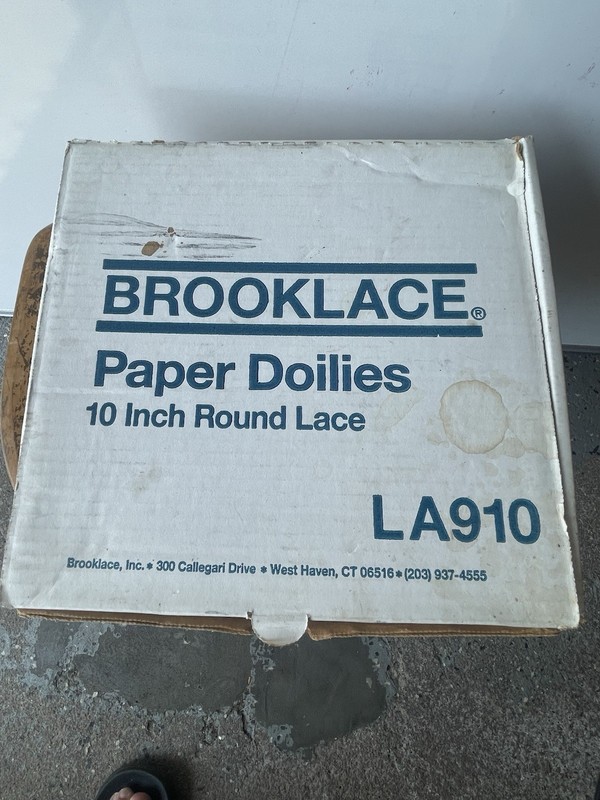 Brooklace 10” Paper Doilies White Round Lace Box LA910 Approx 500 Pieces