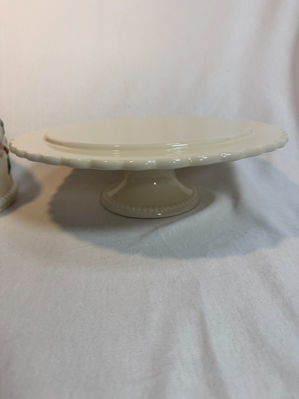 Valerie Cumberland Magnolia Ceramic Cake Stand Dome Pedestal Plate Vintage Sprin gallery