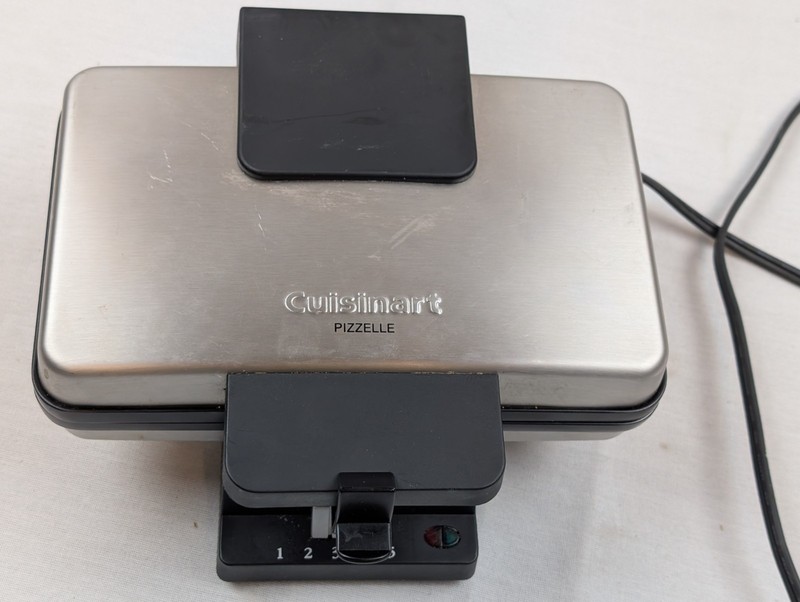 Cuisinart Pizzelle Press WM-PZ2C Non-Stick Italian Cookie Maker Tested gallery