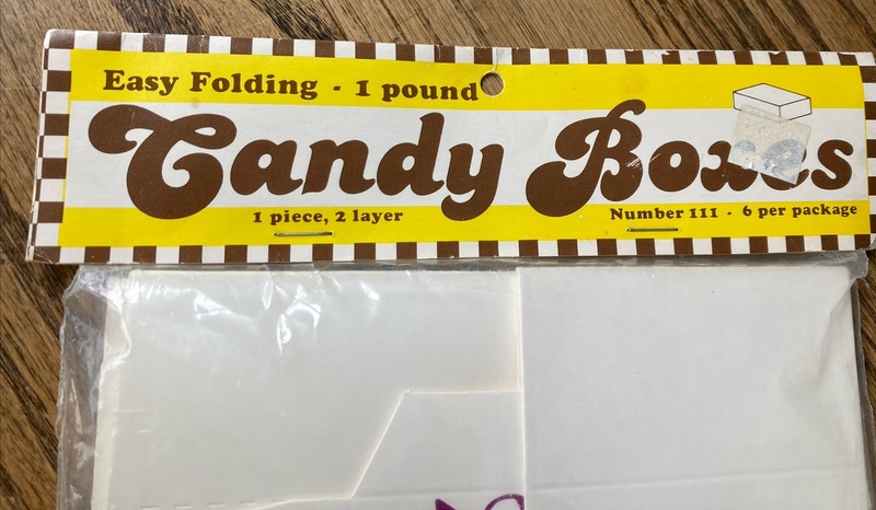 NOS Vintage Easter Bunny Pkg Of 6 ,1 Lb Candy Boxes ~USA NIP gallery