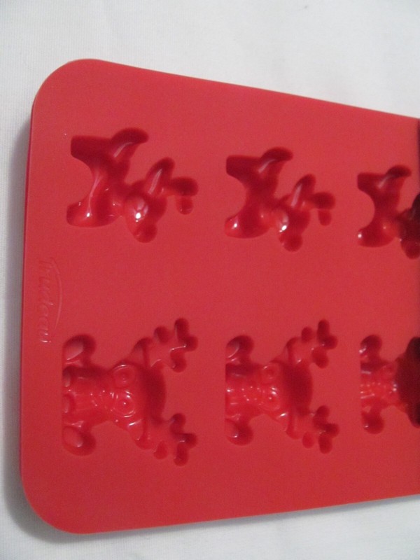 NEW SET OF 2 SILICONE REINDEER SHAPED CHOCOLATE MOLD (16 CAVITIES) - 2 DESIGNS gallery
