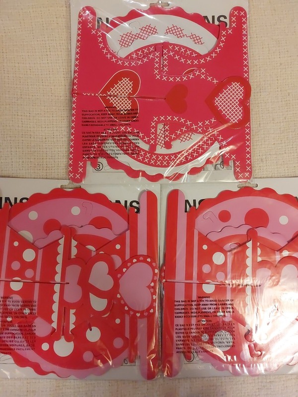Cupcake Stand 2 tier Cardboard Decorating ( Sweet Heart) New In Package LOT OF 3 gallery