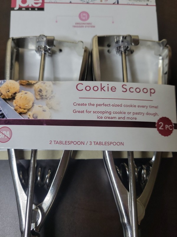 JOIE 2 PIECE COOKIE SCOOP SET 2 Tablespoon and 3 Tablespoon Trigger gallery