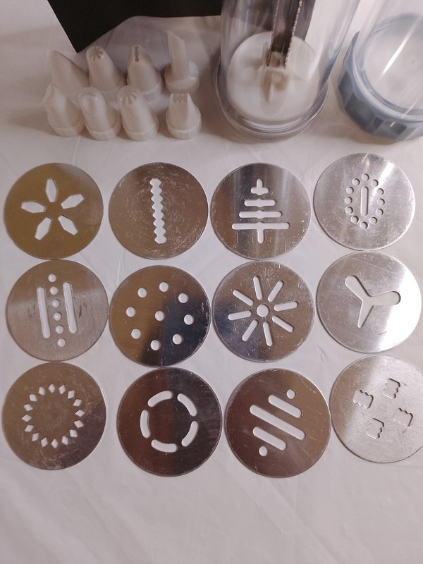 Vintage Perfect Cookie Bakery Press Kit As Seen On TV Cookie Maker gallery