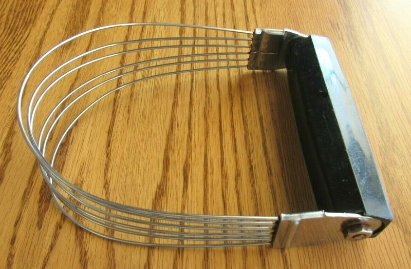Vintage Pastry Blender Dough Cutter ANDROCK stainless black Acrylic Handle