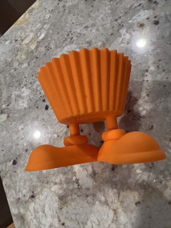 Wilton Silly Feet Cupcake Holders Baking Cups Set of 3 Yellow Blue Orange gallery