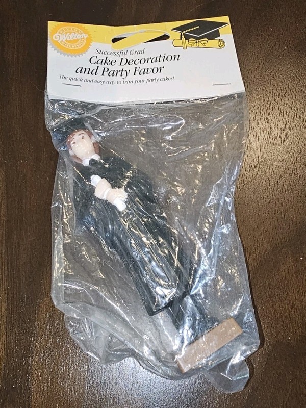 Wilton Cake Topper Graduate Graduation Successful grad Male New #2113-4549