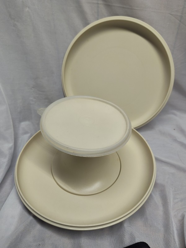 Beige Plastic Cake Stand with Tray, Matte Finish, Disassembles, Model 1531-4 gallery