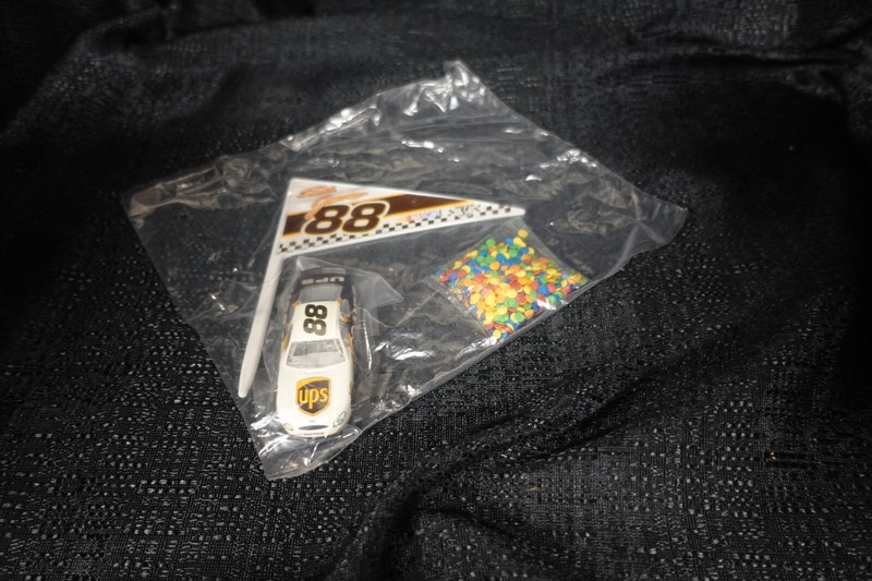 NASCAR Dale Jarrett cake topper kit / NEW / 88 / UPS