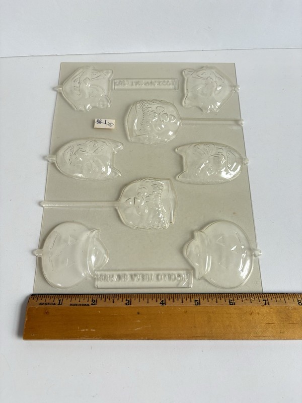 Vintage HALLOWEEN Candy Mold Apollo Tulsa 685 Werewolf Black Cat Owl Lollipops gallery