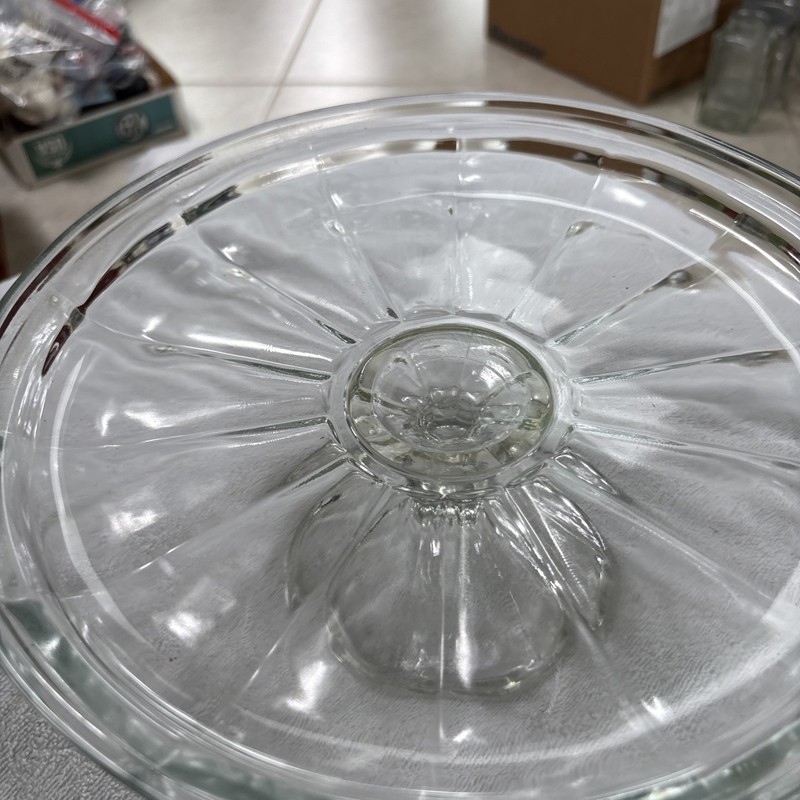 1 CLEAR GLASS ROUND Cake Stand With Lid In A Paneled Design gallery