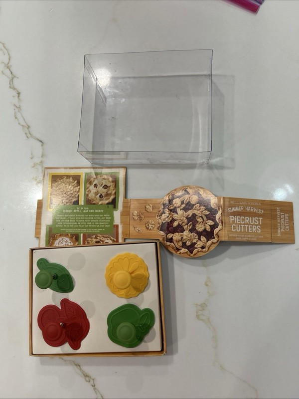 William Sonoma Autumn Fall Decorative Piecrust Cutters 4pc Set New In Box gallery