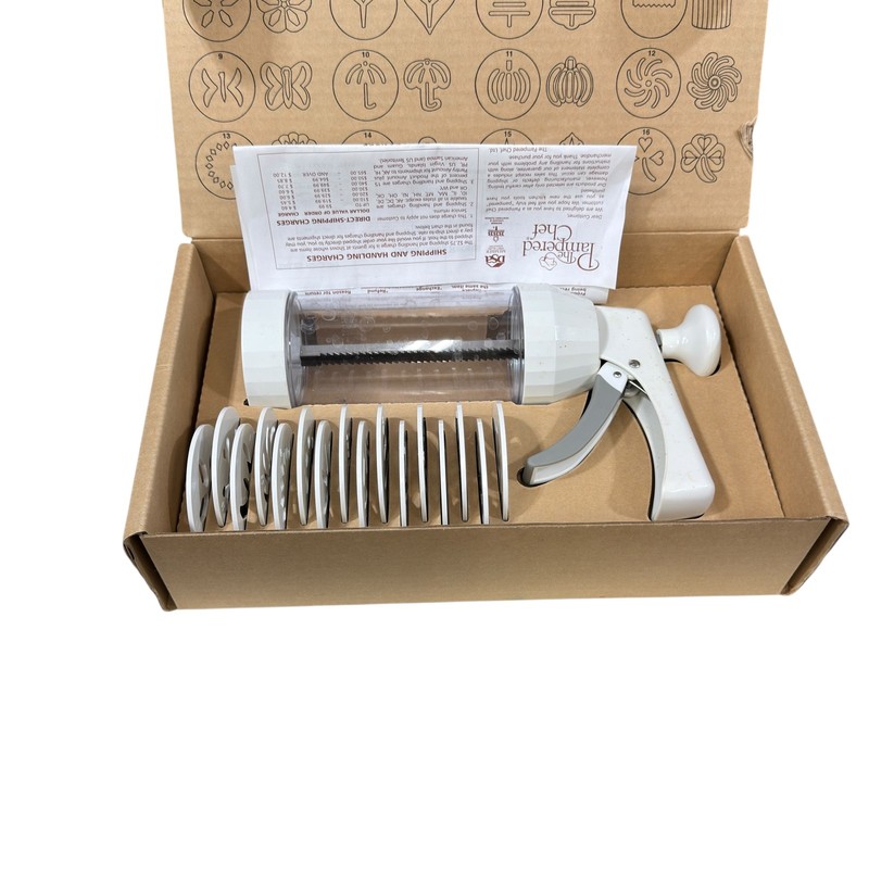 NEW The Pampered Chef Cookie Press Set Model 1525 with 16 Discs Original Box NIB gallery