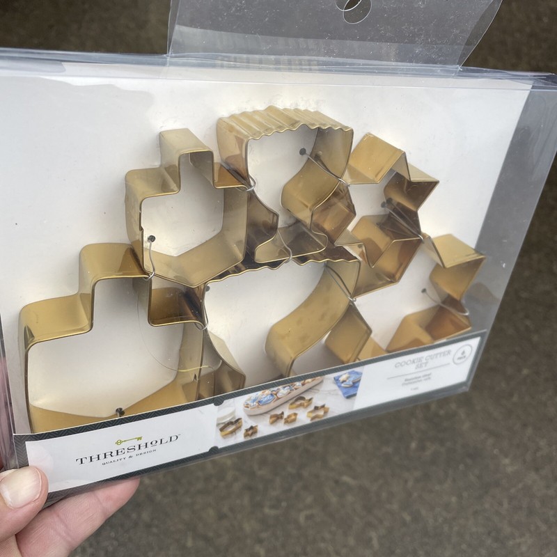 Threshold Brand New Jewish Star of David Menorah COOKIE CUTTERS SET of 6 ❤️ct7j1
