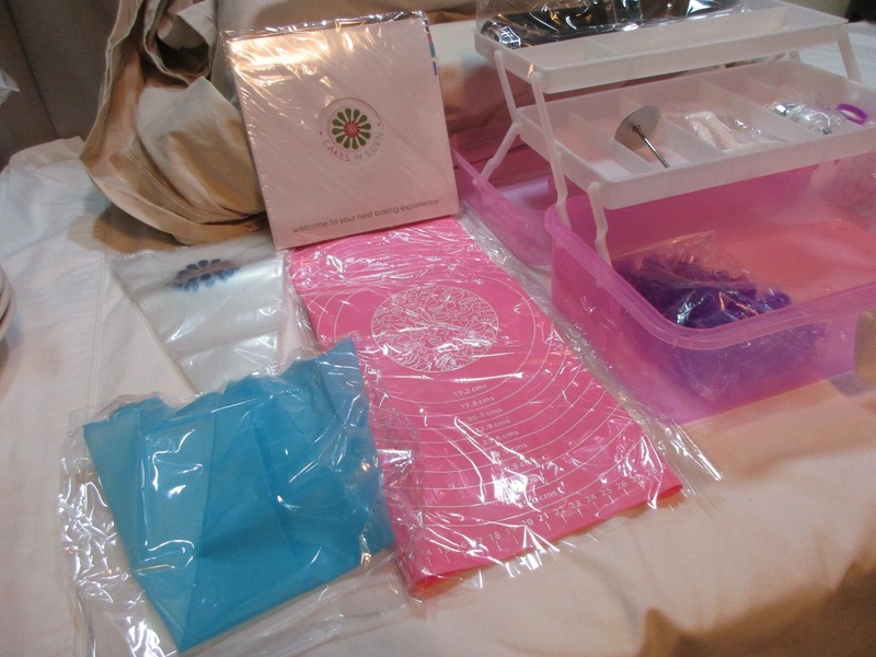 Cakes of Eden Cake decorating supplies baking kit NEW gallery