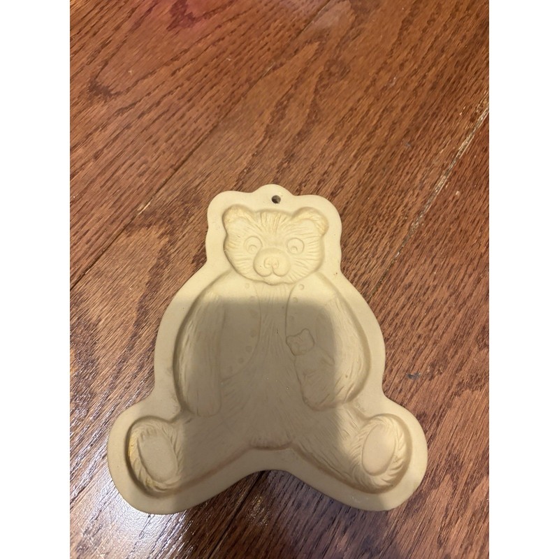 Brown Bag Cookie Art Teddy Bear Cookie Mold 1984 Vintage Baking Craft gallery