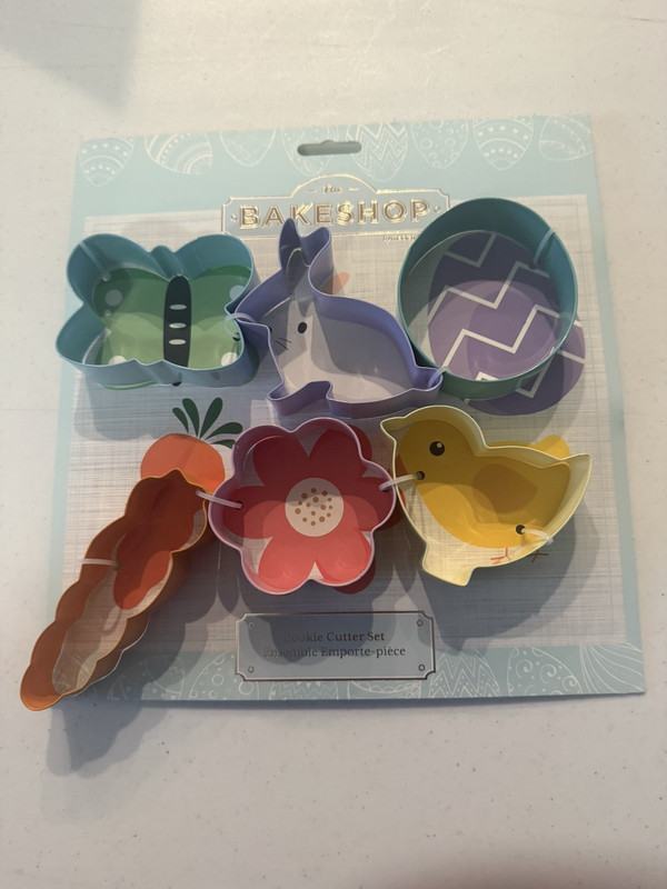 The Bakeshop By Masterclass Easter Cookie Cutters bunny chick carrot egg flower gallery