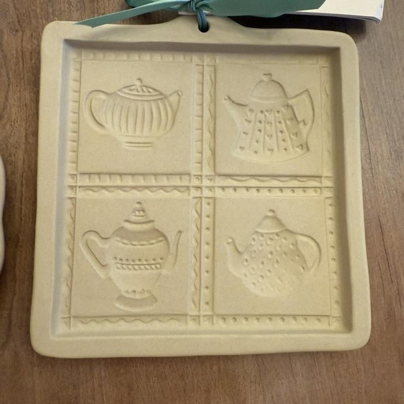 Vintage Brown Bag Cookie Art Molds Set Teapot Cut-Apart & Folk Hearts Retired gallery