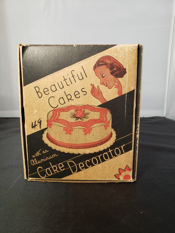 VINTAGE Beautiful Cakes Brand Aluminum Cake Decorator set in Orig Box