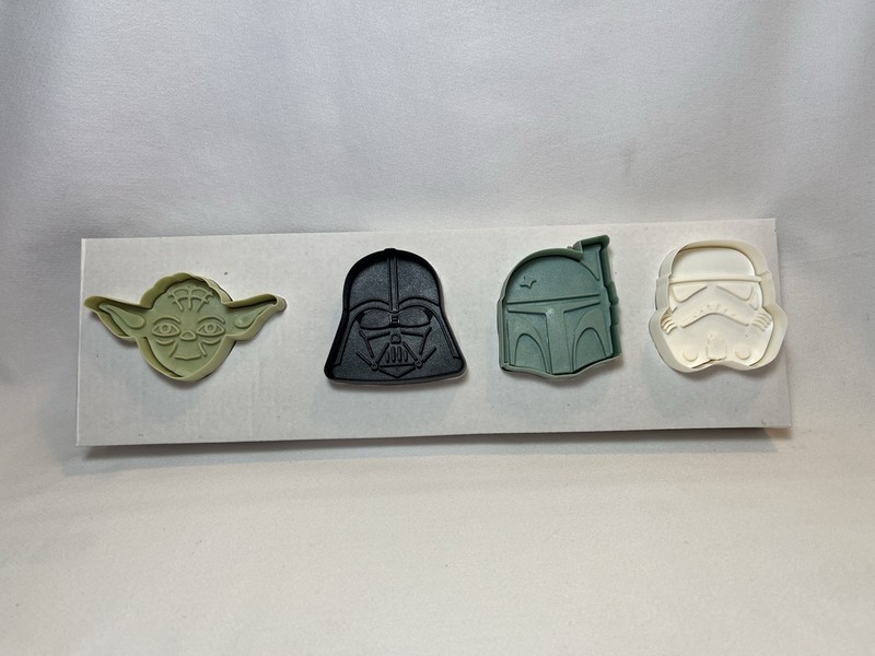 WILLIAMS SONOMA STAR WARS COOKIE CUTTERS SET OF 4 YODA VADER BOBA STORMTROOPER gallery