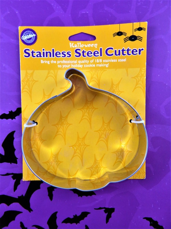Wilton Halloween Cookie Cutter Pumpkin Professional Type Stainless Steel New
