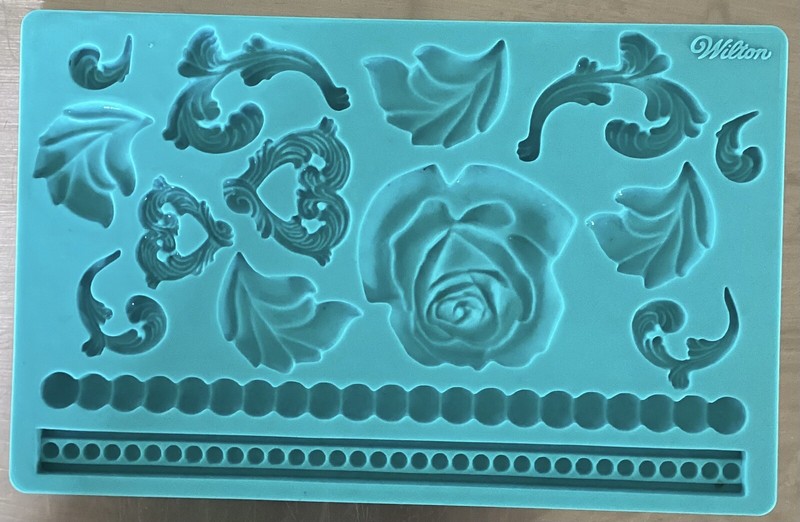 Wilton Silicone Candy, Fondant, Craft Molds Flowers Birds, Leaves, Lot Of 3 gallery