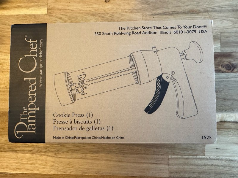 Pampered Chef Easy Accent Decorator #1778 Icing Frosting Cookie Press New Unused gallery