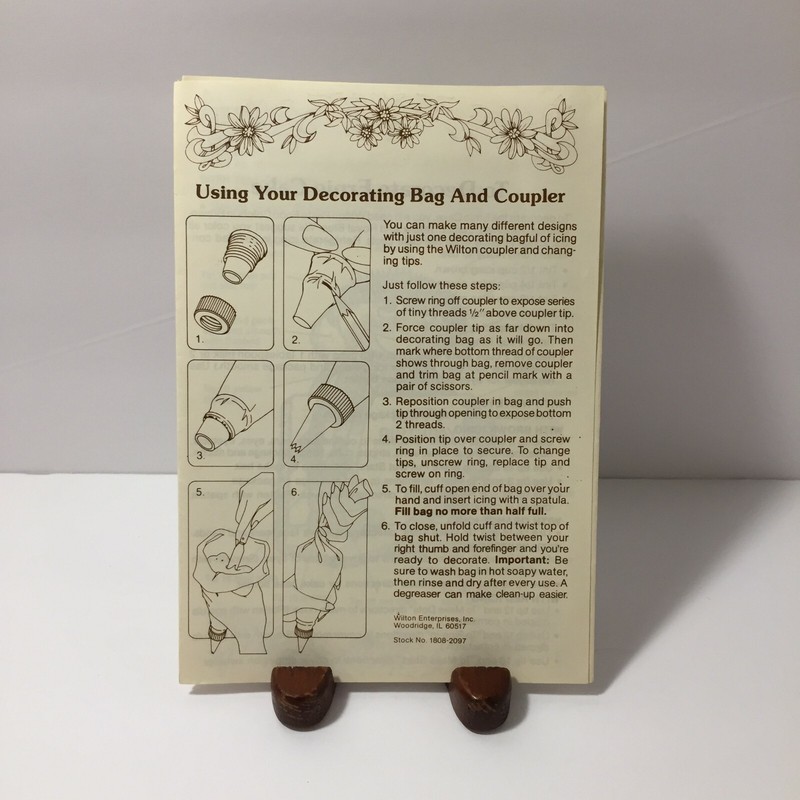 Wilton Complete Instructions Baking & Decorating Ernie Cake gallery