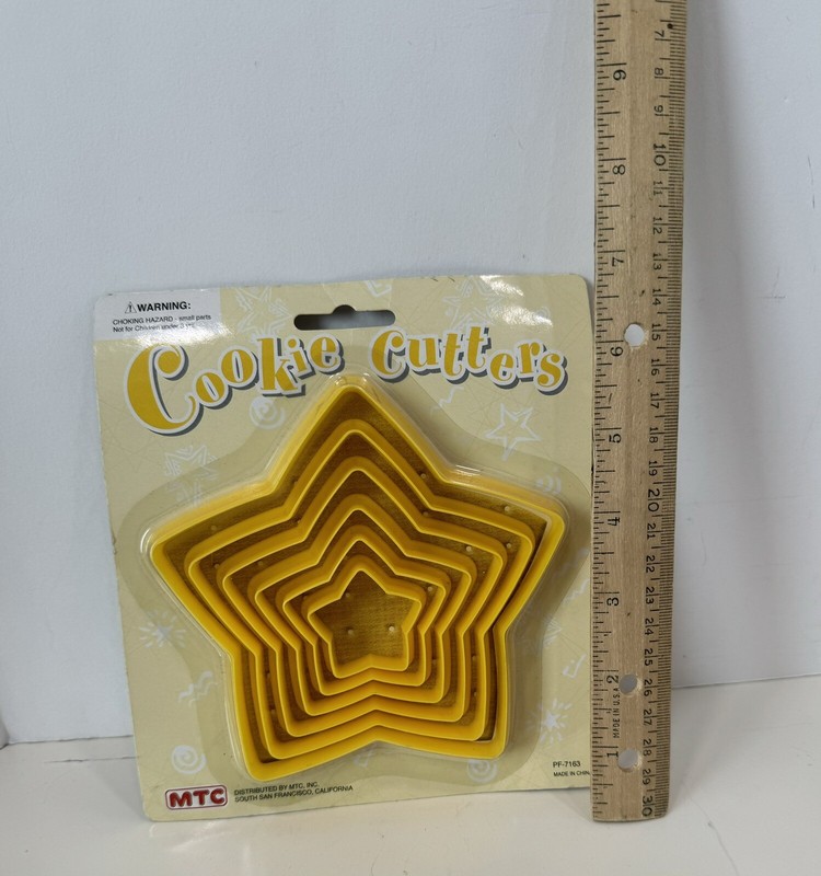 MTC Inc. Cookie Cutters Nesting Stars, Set of 6 Plastic, New gallery