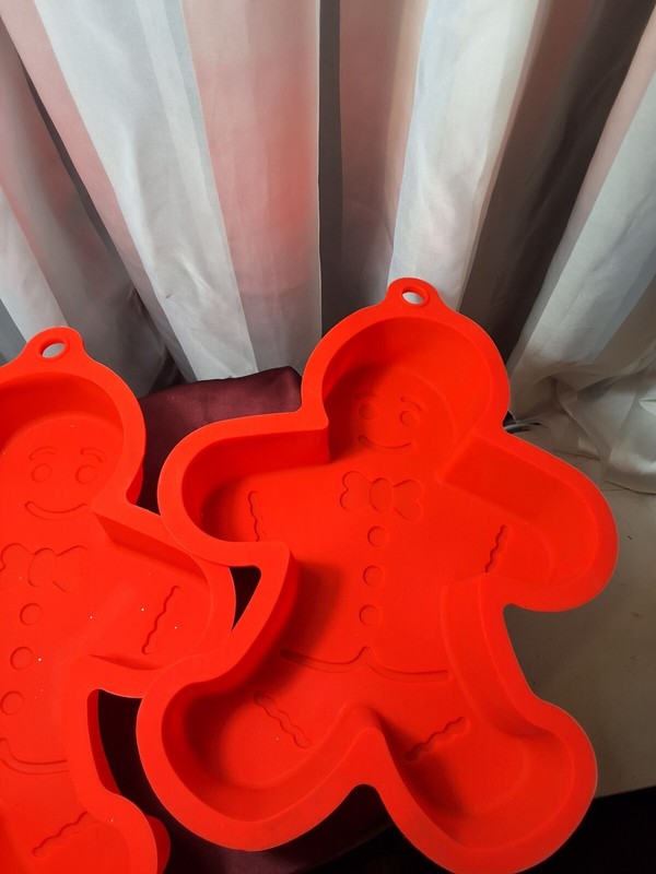 2 GINGERBREAD MEN SILICONE MOLDS, RED PREOWNED, NEVER USED gallery