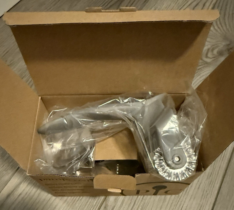 Pampered Chef Rolling Cookie Cutter 1442 Brand New gallery