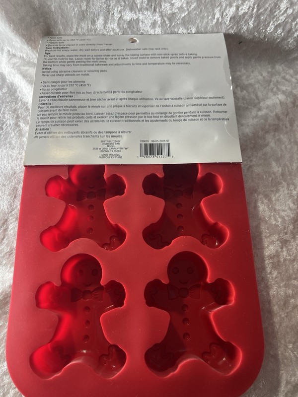 3-🆕 Silicone Treat Mold Bakeware Cupcake / Cake / Candy Gingerbread Man (Lot 3) gallery